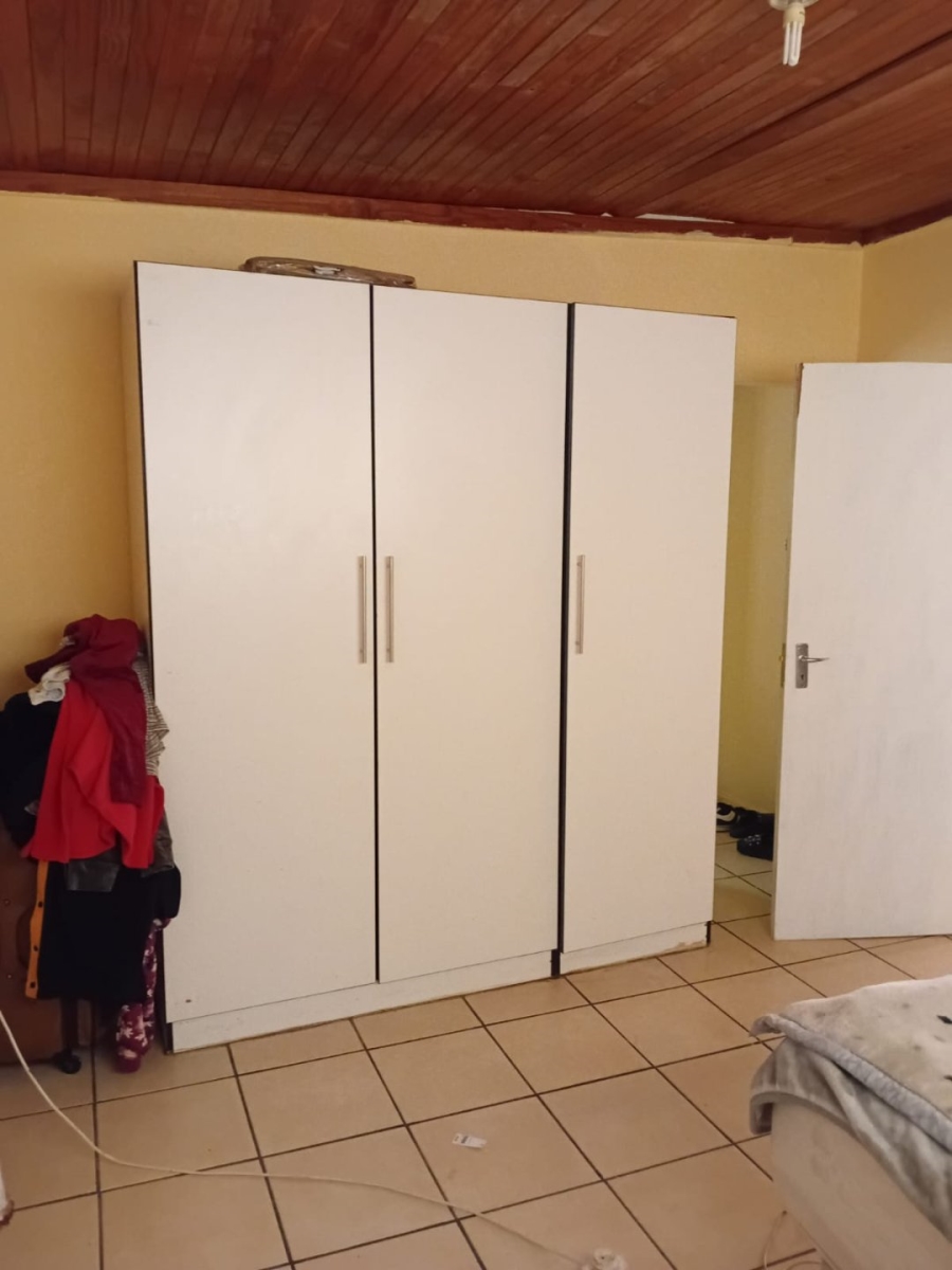 5 Bedroom Property for Sale in Ficksburg Free State